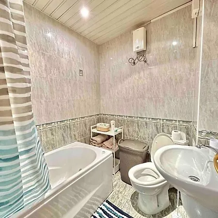 By The Sea Apartment *