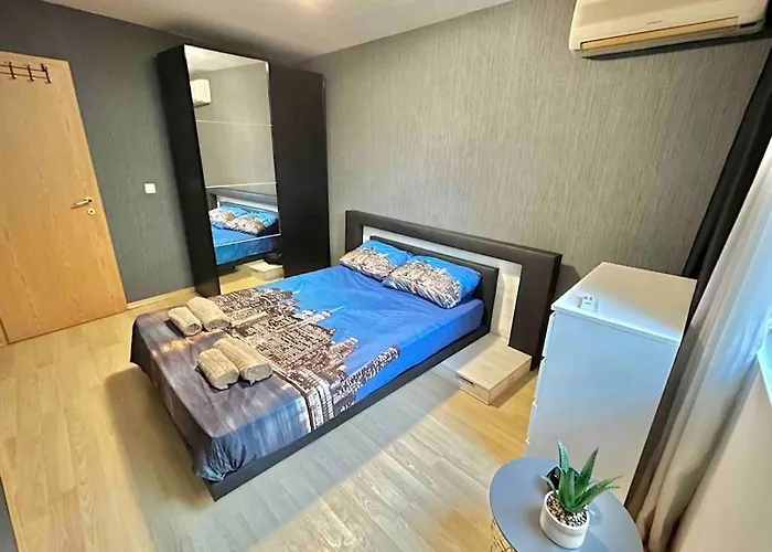 By The Sea Apartment